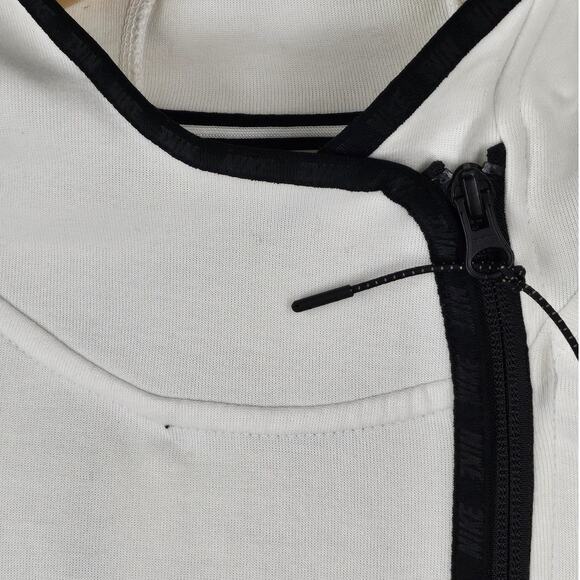 NIKE TECH CAPE HOODIE JACKET WOMAN'S SIZE LARGE, WHITE, OVERSIZED WINDRUNNER - Picture 15 of 16